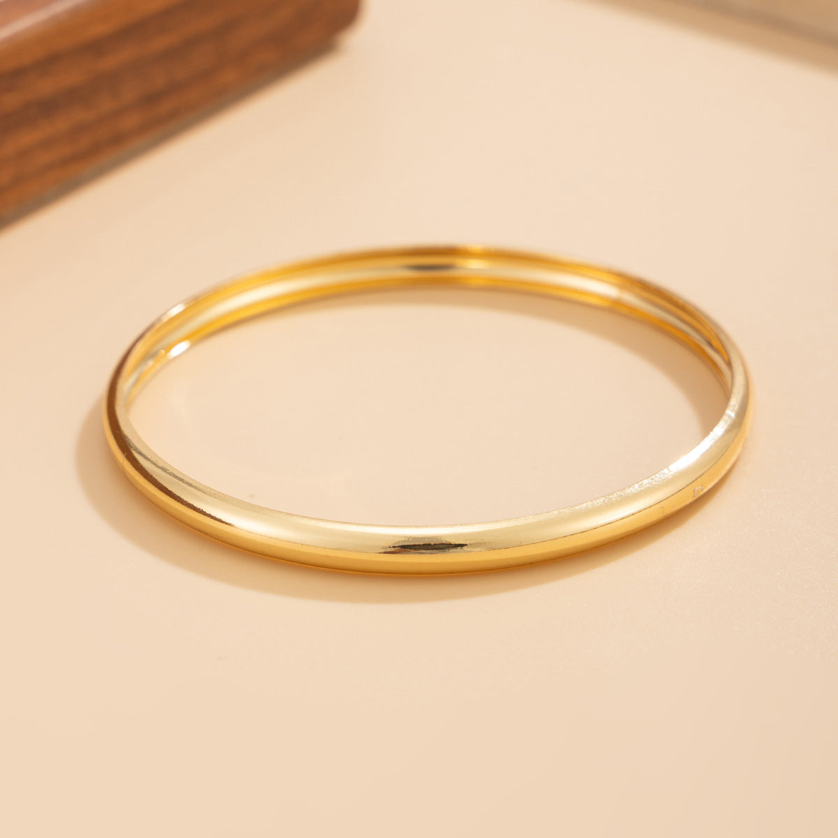 Exaggerated Metal Simple Glossy Wide Round Bracelet